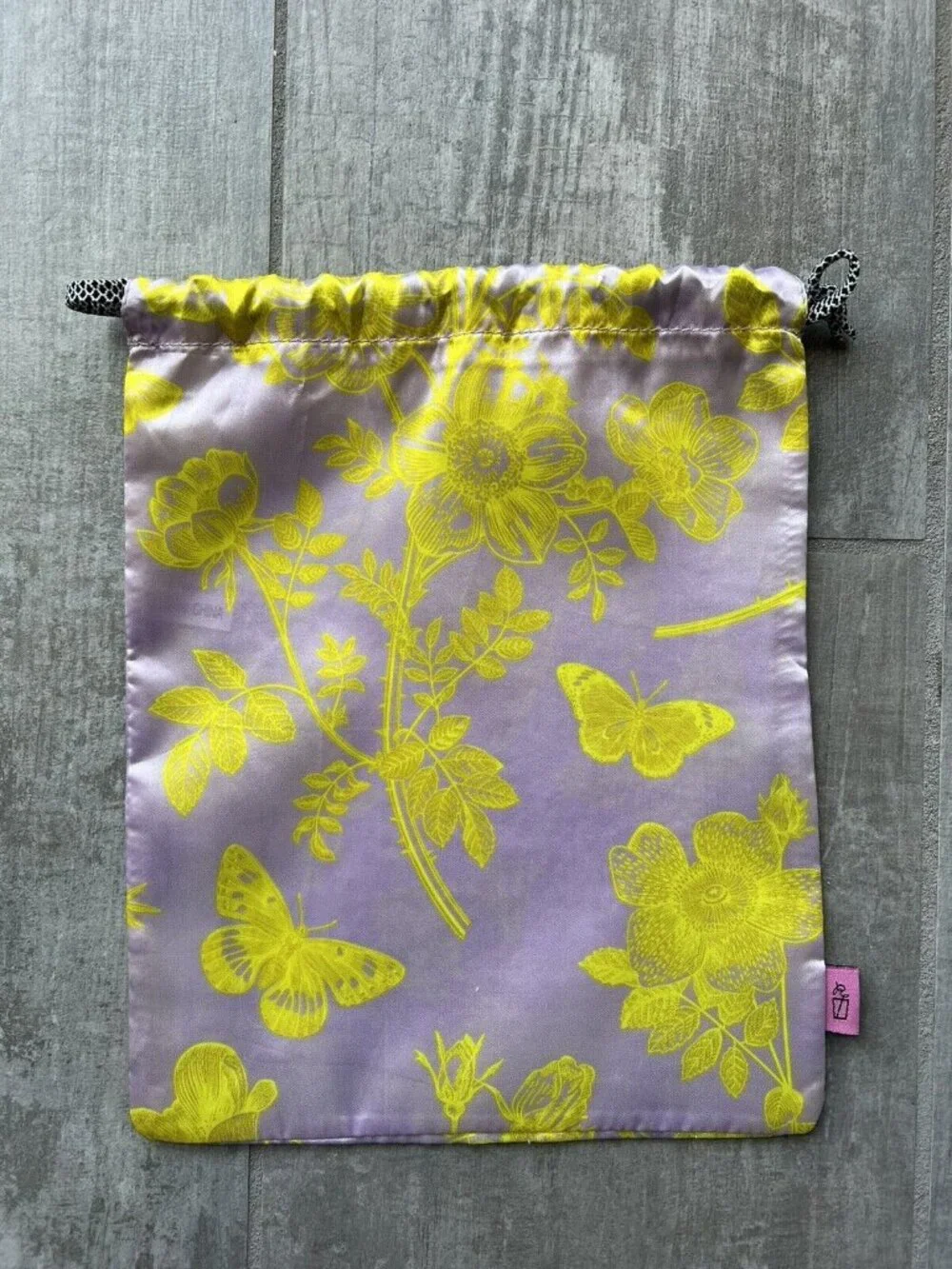 Ipsy satin drawstring